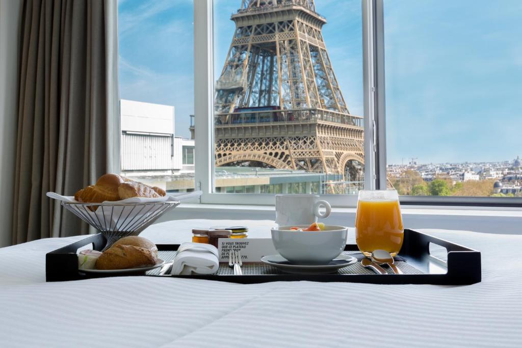 Hotel Pullman Paris Tour Eiffel: A Luxurious Haven in the Heart of Paris